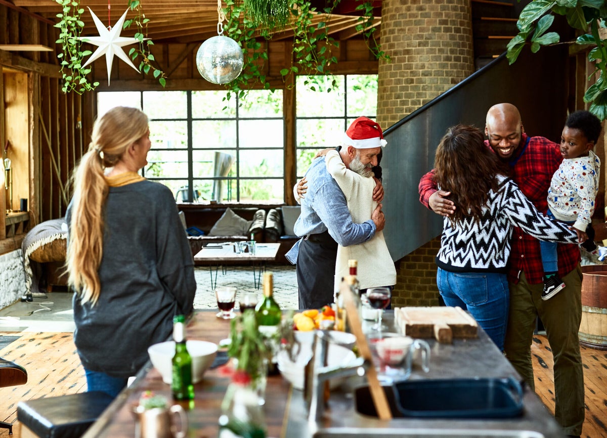 5 Yoga Poses to Help You Stay Sane Around Your Family at the Holidays